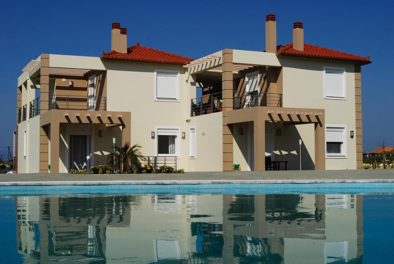 Antonios Village Hotel & Apartments Arkoudi Exterior photo